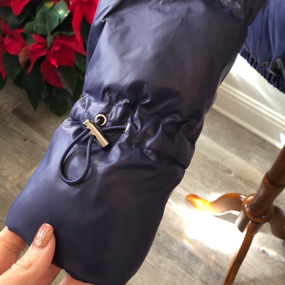 LOFT Puffer Jacket - Picture 3 of 6